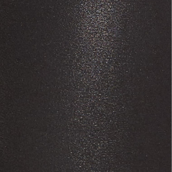 Spanx Faux Leather Leggings size X1 - Picture 2 of 15